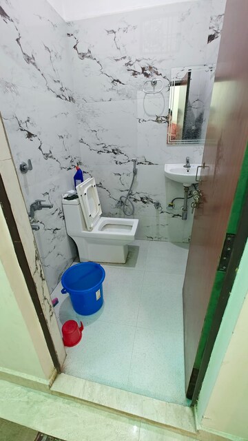 Attached Bathroom in 2 BHK Independent House at Aminabad – for Rent