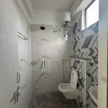 Bathroom in 1 BHK Apartment at SM Homes Kondapur, Masjid Banda – for Rent