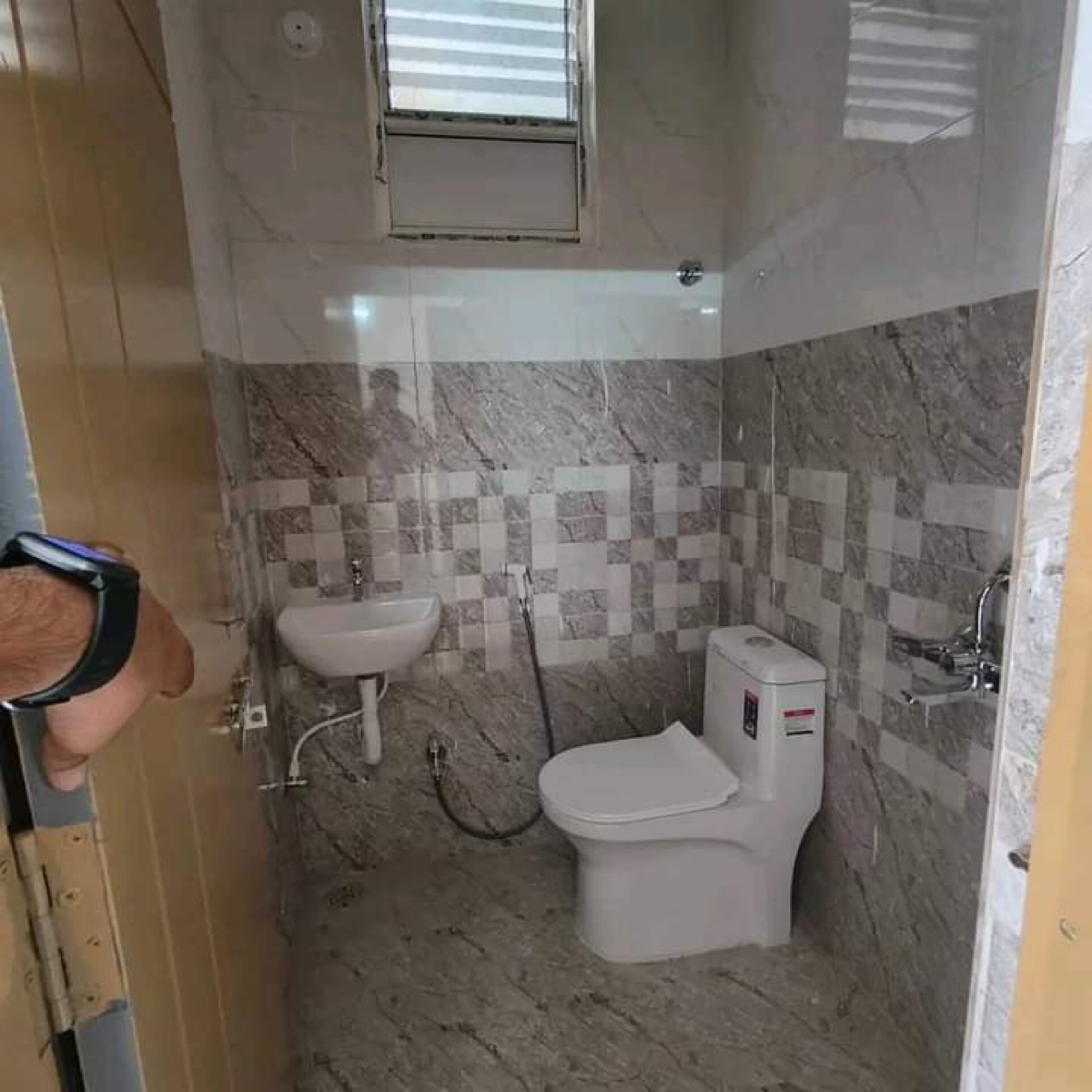 Bathroom, vishnu-homes-kondapur 2 Bedroom 1250 Sq.Ft. Apartment In Whitefields Hyderabad 9147328