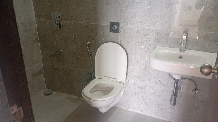 Bathroom, vtp-beaumonde 2 Bedroom 759 Sq.Ft. Apartment In Kharadi Pune 9147322