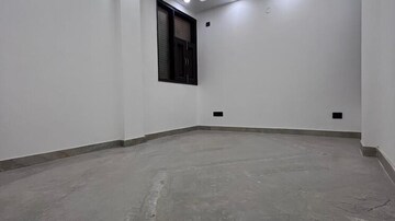Room in 3 BHK Builder Floor at Govindpuri – for Sale