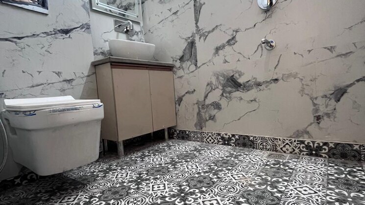 Exterior View, govindpuri 3 Bedroom 990 Sq.Ft. Builder Floor In Govindpuri Delhi 9147351