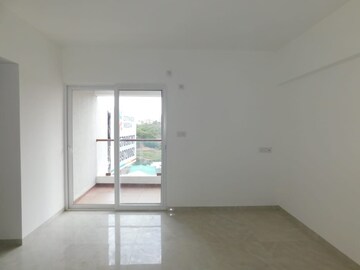 Room in 3 BHK Apartment at RR Lunkad 66 Avenue, Pimple Nilakh – for Sale