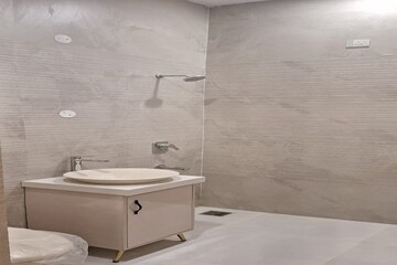 Bathroom in 4 BHK Independent House at Panchkula Urban Estate – for Sale