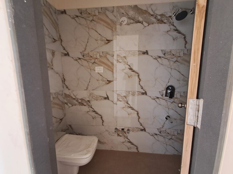 Bathroom, aventus-westbrook 3 Bedroom 950 Sq.Ft. Apartment In Andheri East Mumbai 9147388