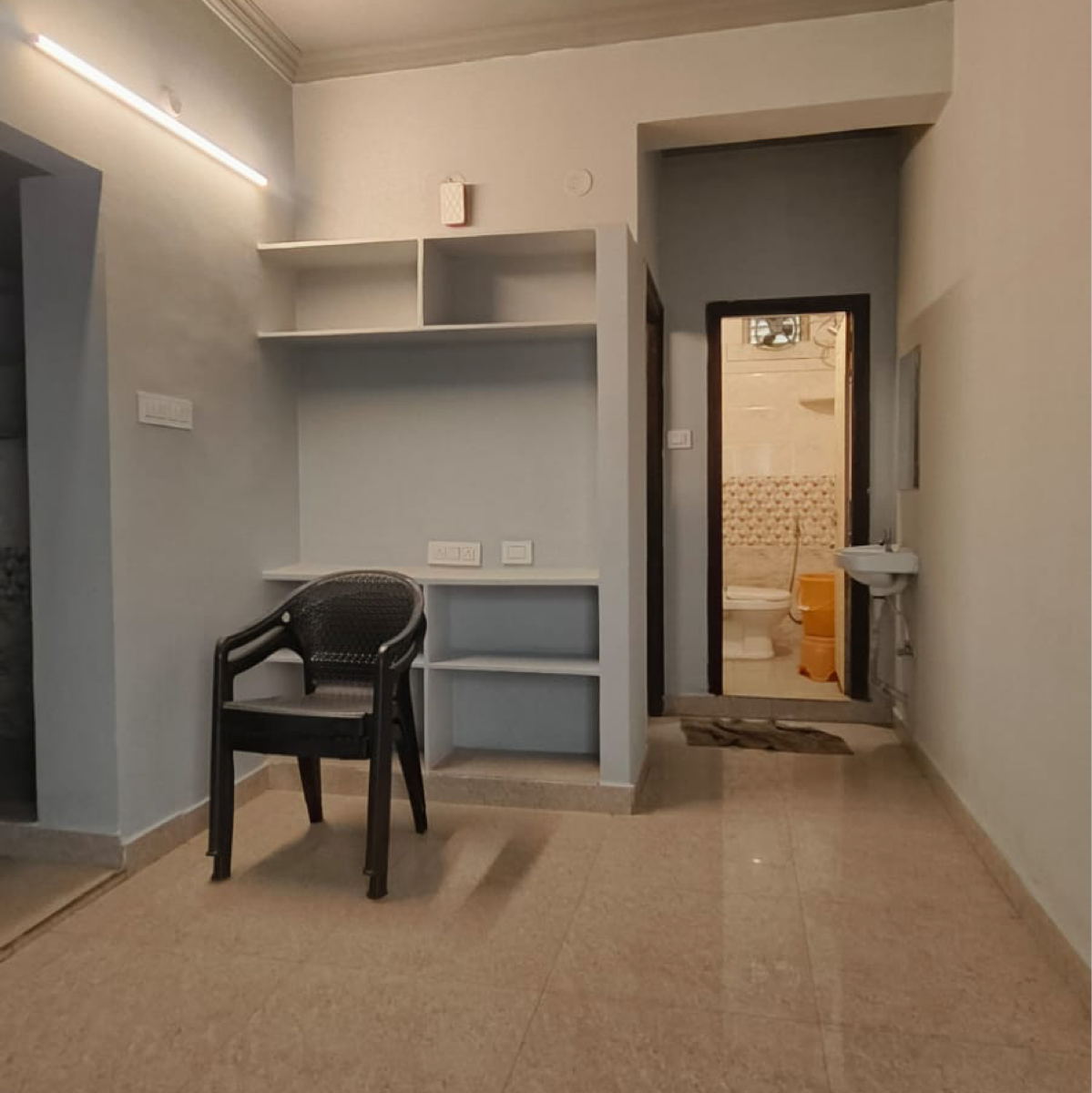 1 BHK + Pooja Room,Servant Room 700 Sq.Ft. Apartment in Sri Nilayam Kondapur