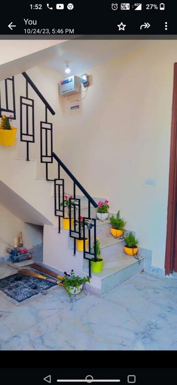 Staircase in Studio Builder Floor at Sector 40 – for Rent