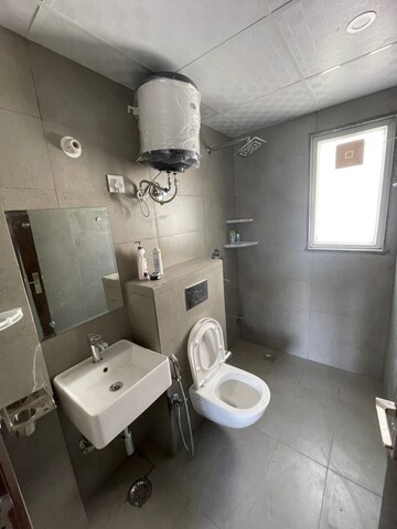 Bathroom in Studio Builder Floor at Sector 40 – for Rent