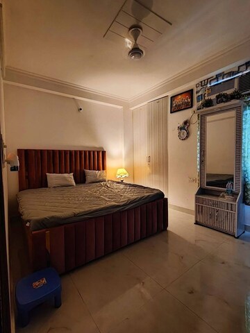 Bedroom in 2 BHK Apartment at Chattarpur – for Rent
