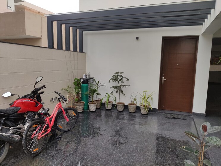  Parking, sector 47 Studio 655 Sq.Ft. Builder Floor In Sector 47 Gurgaon 9147707