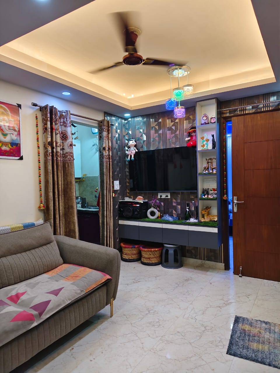 2 BHK Apartment For Rent in Chattarpur