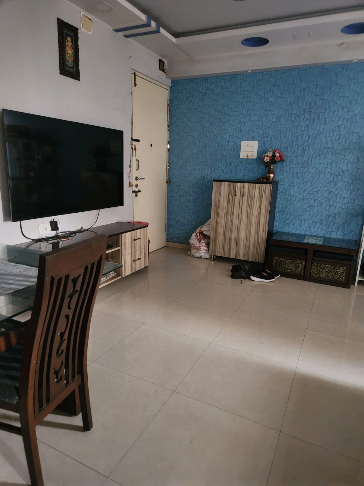 2 BHK + Extra Room Apartment For Rent in Neelkanth Palms