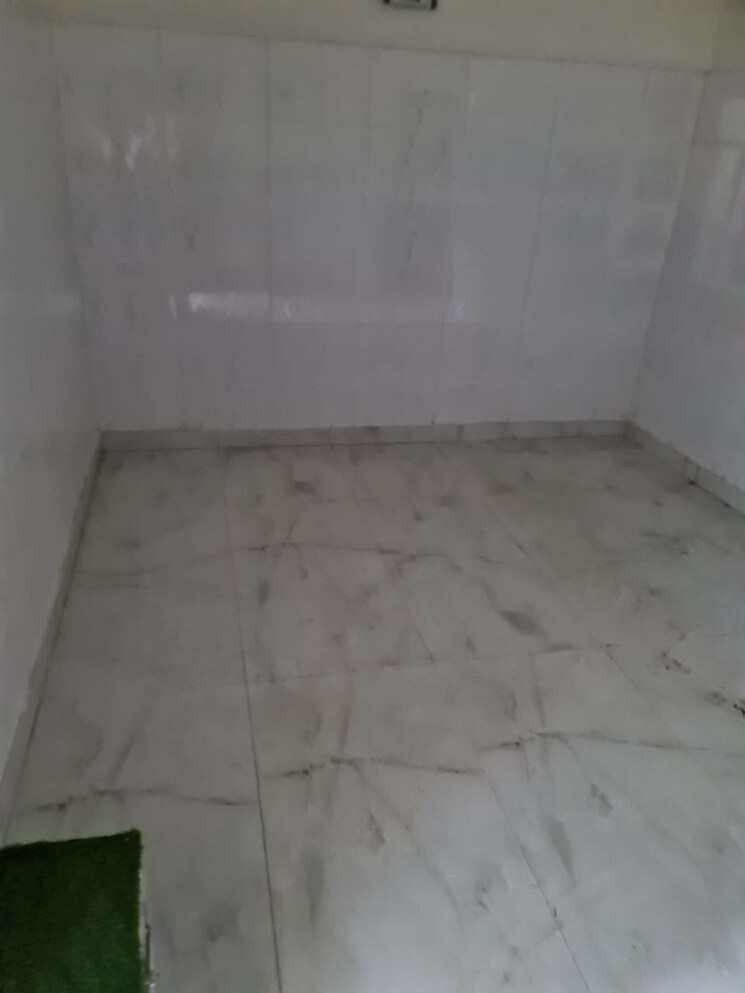 Room, tilak nagar 2.5 Bedroom 900 Sq.Ft. Builder Floor In Tilak Nagar Delhi 9147741