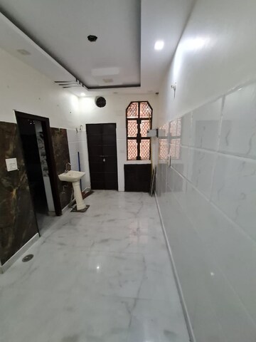 2.5 BHK Builder Floor For Rent in Tilak Nagar