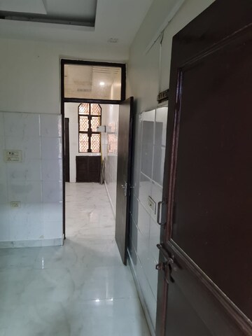 Building Lobby in 2.5 BHK Builder Floor at Tilak Nagar – for Rent