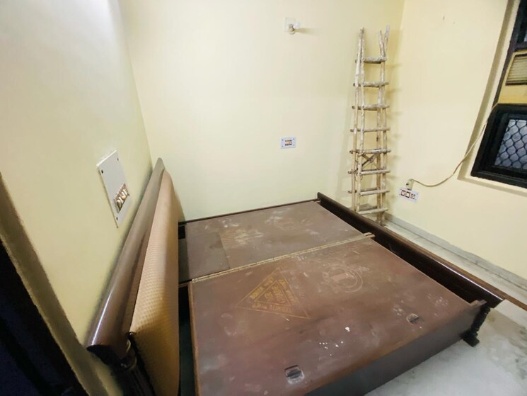 undefined, tilak nagar 2.5 Bedroom 900 Sq.Ft. Builder Floor In Tilak Nagar Delhi 9147741