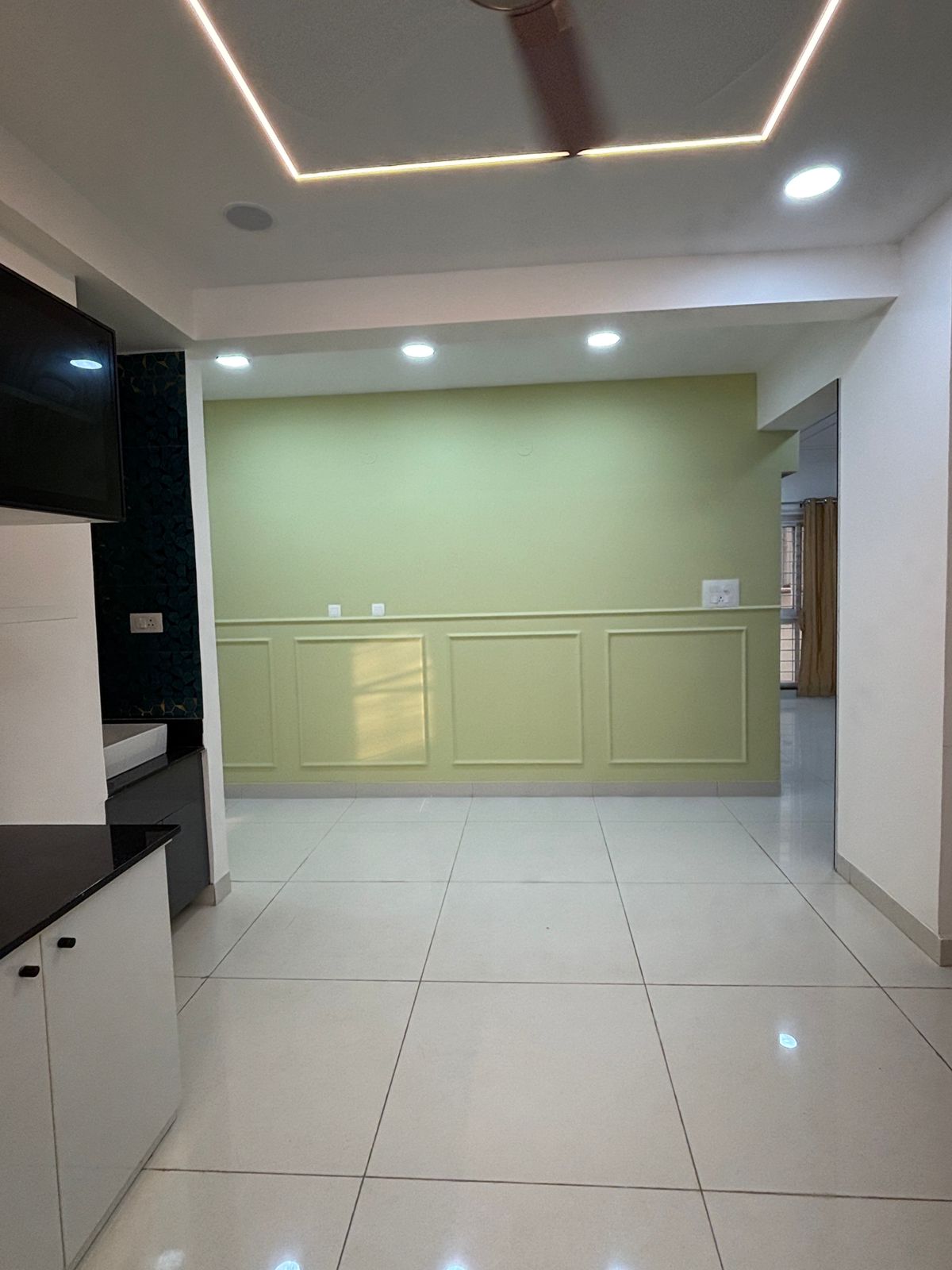 3 BHK Apartment For Rent in GHR Titania