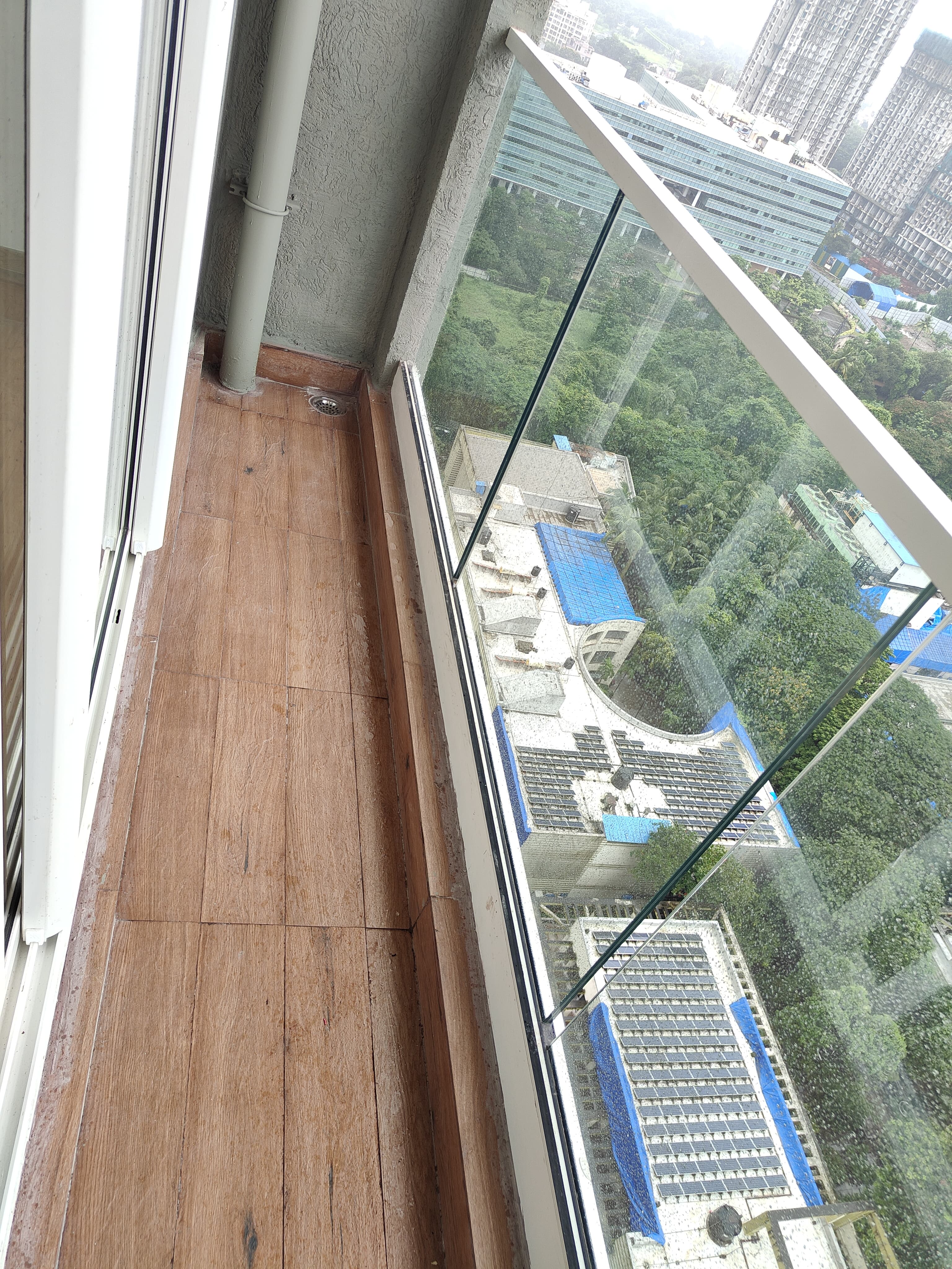 1 BHK + Extra Room Apartment For Rent in Indiabulls One Indiabulls