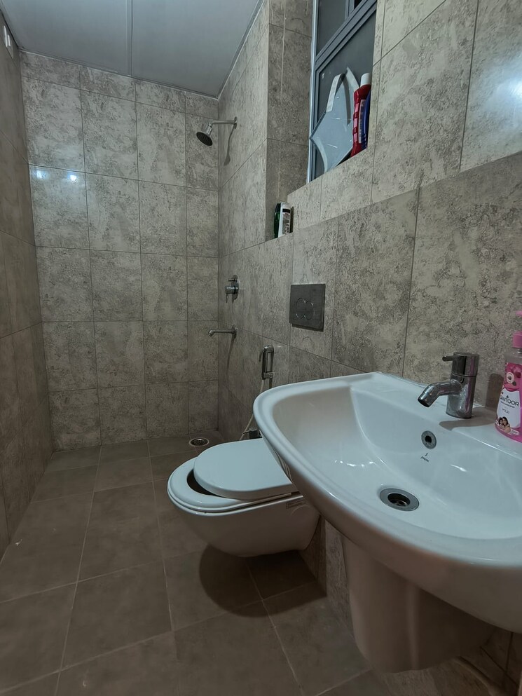 Bathroom, godrej-seven 2.5 Bedroom 1106 Sq.Ft. Apartment In Joka Kolkata 9147755