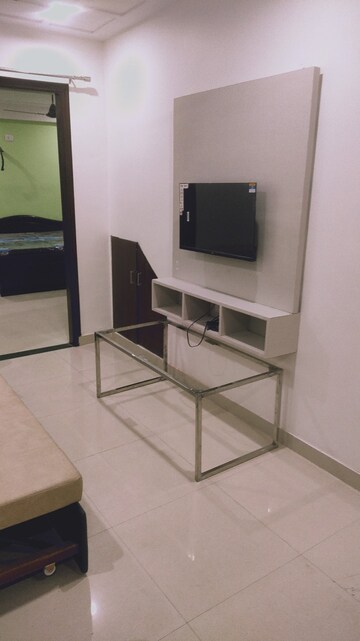 Bathroom in 1 BHK Builder Floor at Sector 46 – for Rent
