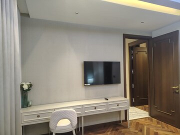 Bathroom in 3 BHK Apartment at Mahagun Medalleo, Sector 107 – for Sale