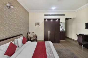 Bedroom in Studio Builder Floor at Sector 51 – for Rent