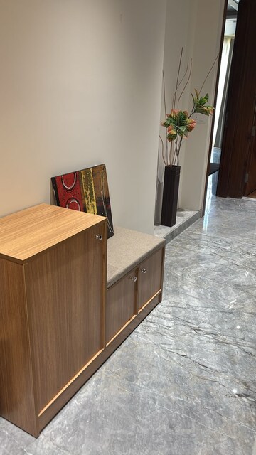 Balcony in 3 BHK Builder Floor at DLF City Gurgaon, Sector 27 – for Rent