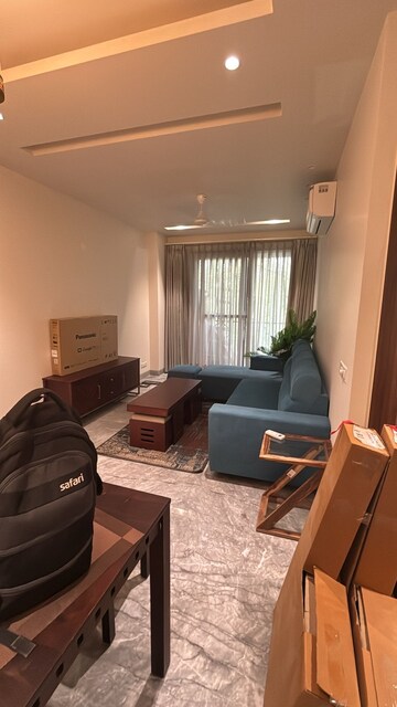 Living Room in 3 BHK Builder Floor at DLF City Gurgaon, Sector 27 – for Rent
