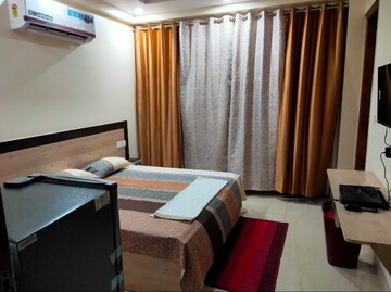 Studio Builder Floor For Rent in Sector 38