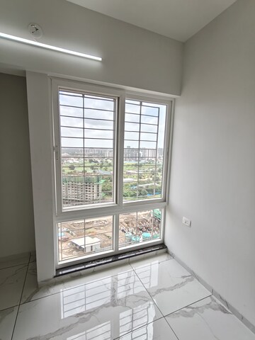 Room in 2 BHK Apartment at Rahul Downtown, Punawale – for Rent