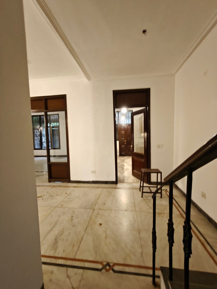 Room, ansal-sushant-floors 4 Bedroom 215 Sq.Yd. Independent House In Sushant Lok ii Gurgaon 9147839
