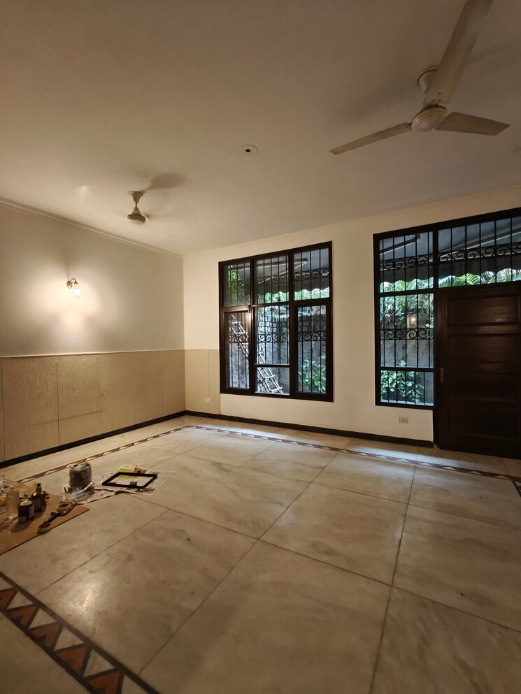 Room, ansal-sushant-floors 4 Bedroom 215 Sq.Yd. Independent House In Sushant Lok ii Gurgaon 9147839