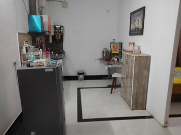 Studio Builder Floor For Rent in Sector 40