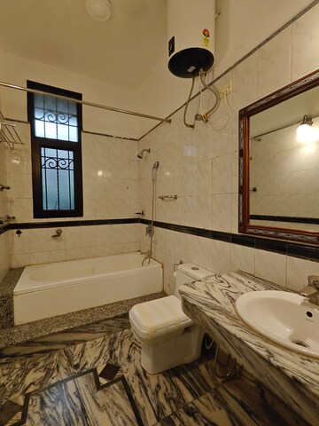 Kitchen in 4 BHK Independent House at Sushant Vyapaar Kendra, Sector 43 – for Rent
