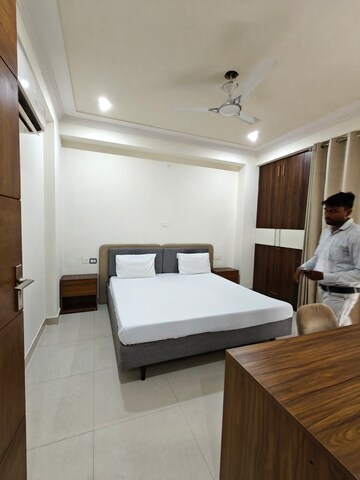 Team Area in 3 BHK Builder Floor at Ansal Sushant Apartments, Sushant Lok I – for Rent