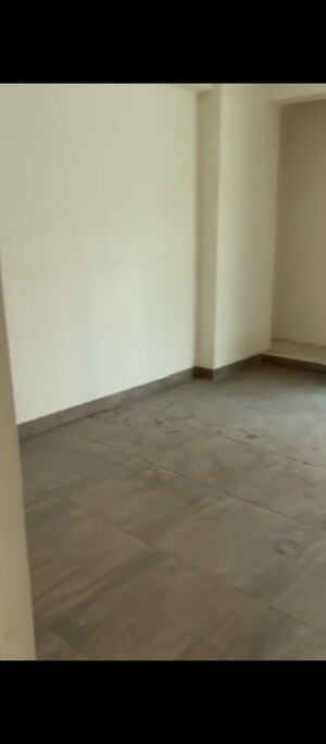 Room in 3 BHK Apartment at Gaur City 2 - 11th Avenue, Sector 16c Greater Noida – for Sale
