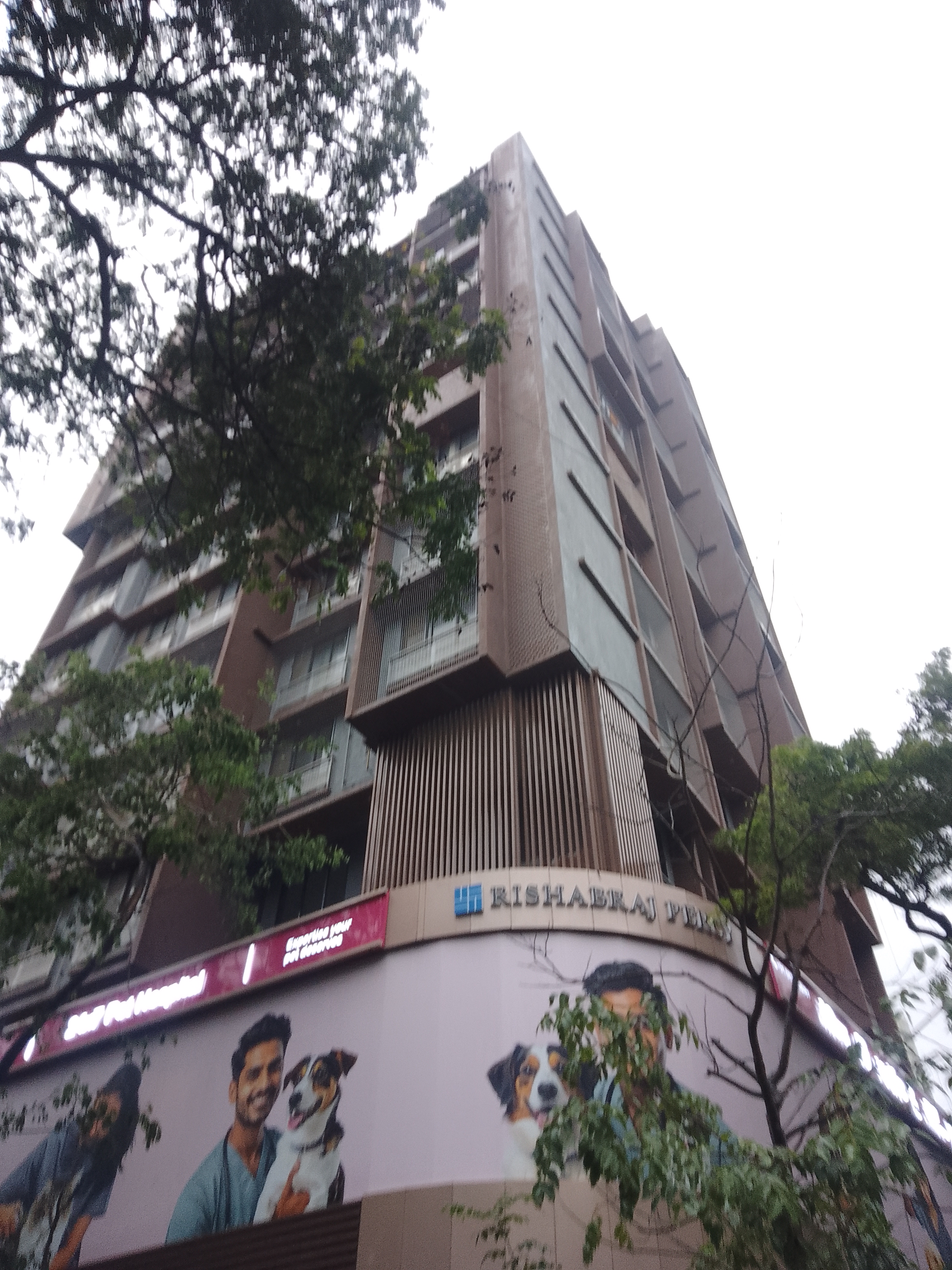 2 BHK Apartment For Rent in H Rishabraj Percy