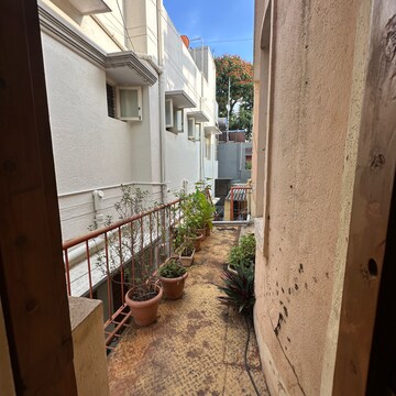 Balcony in 4 BHK Independent House at Padmanabha Nagar – for Rent