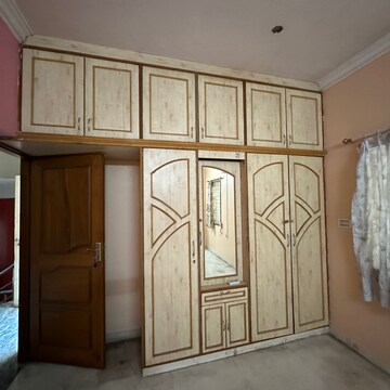 Room in 4 BHK Independent House at Padmanabha Nagar – for Rent