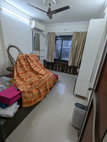 Living Room in 3 BHK Apartment at Tilak Dham, Chembur – for Rent