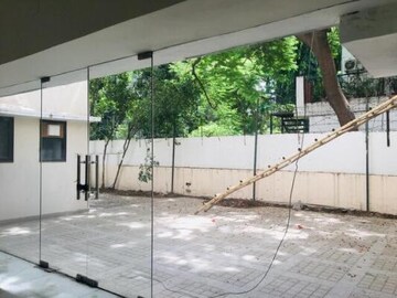 Balcony in 6+ BHK Villa at Hauz Khas – for Rent