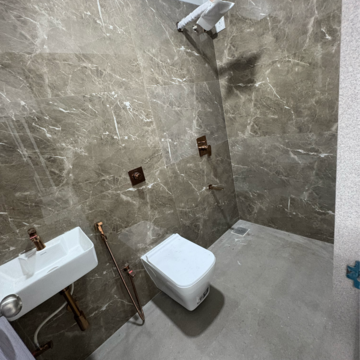 Bathroom in 1.5 BHK Apartment at Pestom Sagar Colony, Tilak Nagar – for Rent