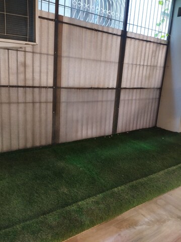 Room in 4 BHK Builder Floor at Hauz Khas – for Rent