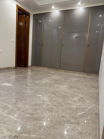 3 BHK Builder Floor For Rent in Nizamuddin East