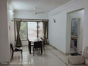 Room in 3 BHK Apartment at Oberoi Realty Esquire, Goregaon East – for Rent