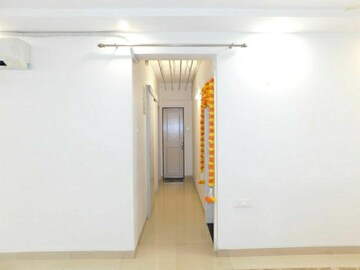 Building Lobby in 2 BHK Apartment at Group Seven Rushi Heights, Goregaon East – for Rent