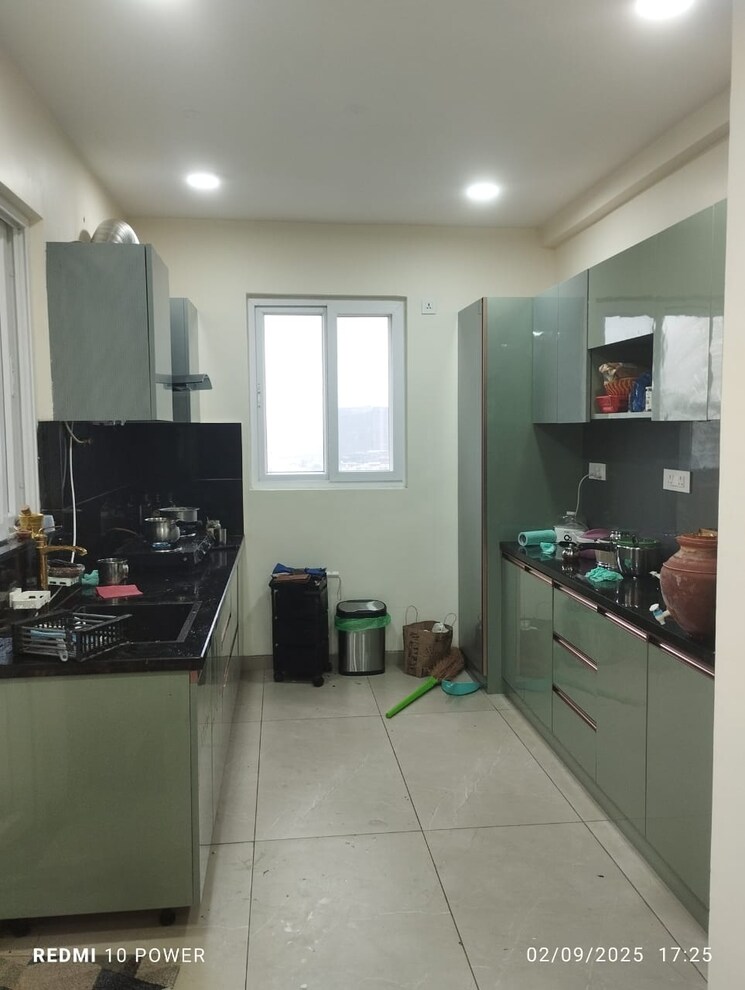 Kitchen, universal-botanika-tower-a-and-b 3 Bedroom 2400 Sq.Ft. Apartment In Gachibowli Hyderabad 9147986