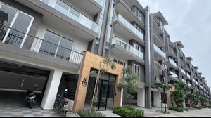 3.5 BHK Builder Floor For Sale in Smart World Gems, Sector 89