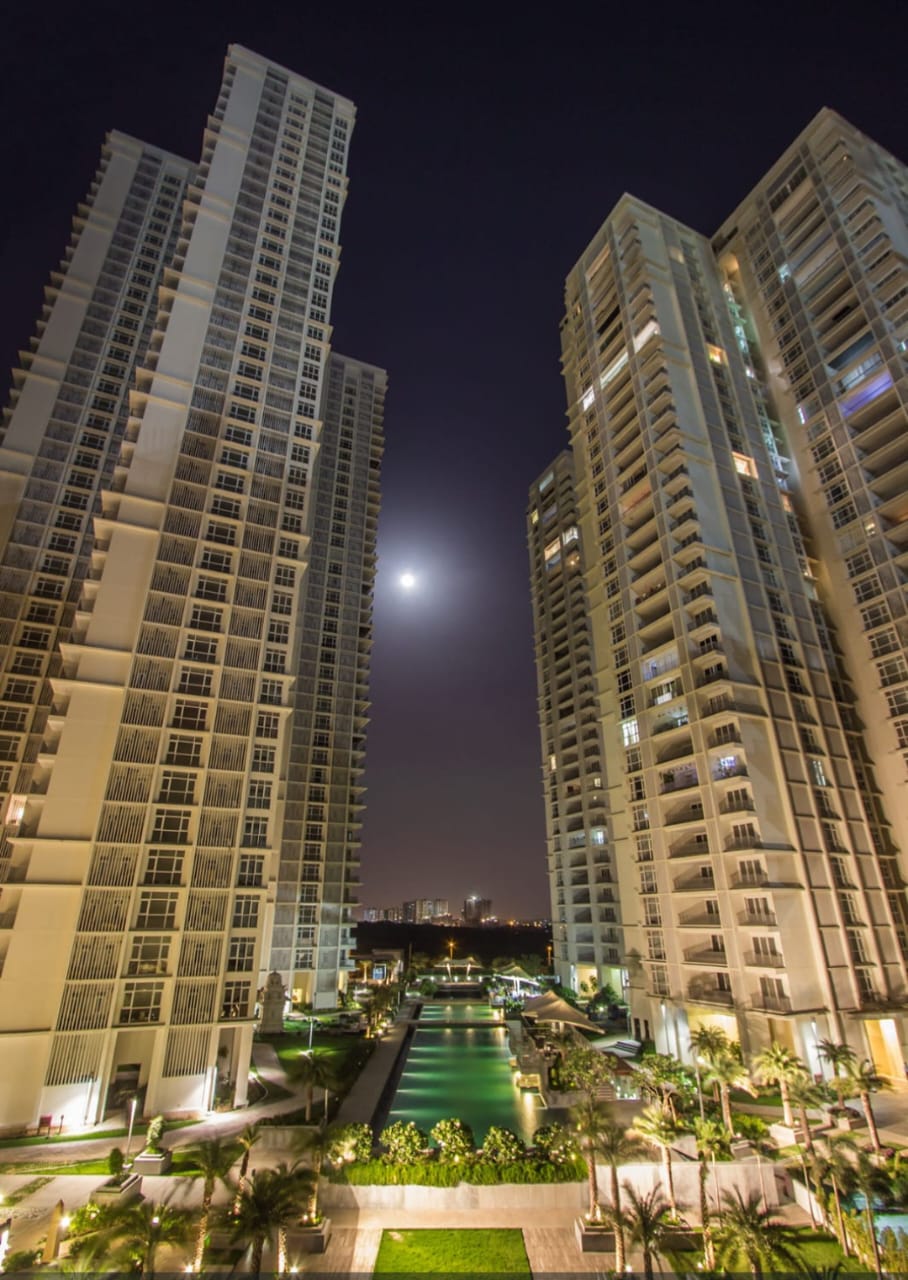 4 BHK 5400 Sq.Ft. Apartment in Lodha Bellezza Sky Villas