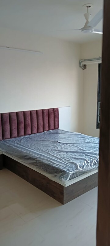 Bedroom in 3 BHK Apartment at Ellisbridge – for Rent